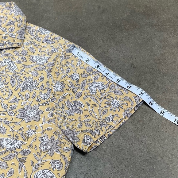 Abercrombie & Fitch Linen Blend Floral Print Button Up Shirt - Picture 6 of 8